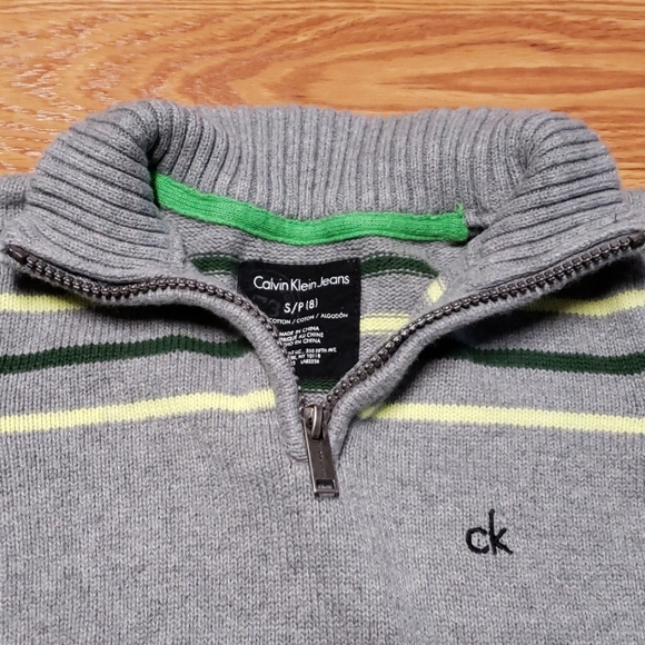 Sweater - Picture 8 of 8